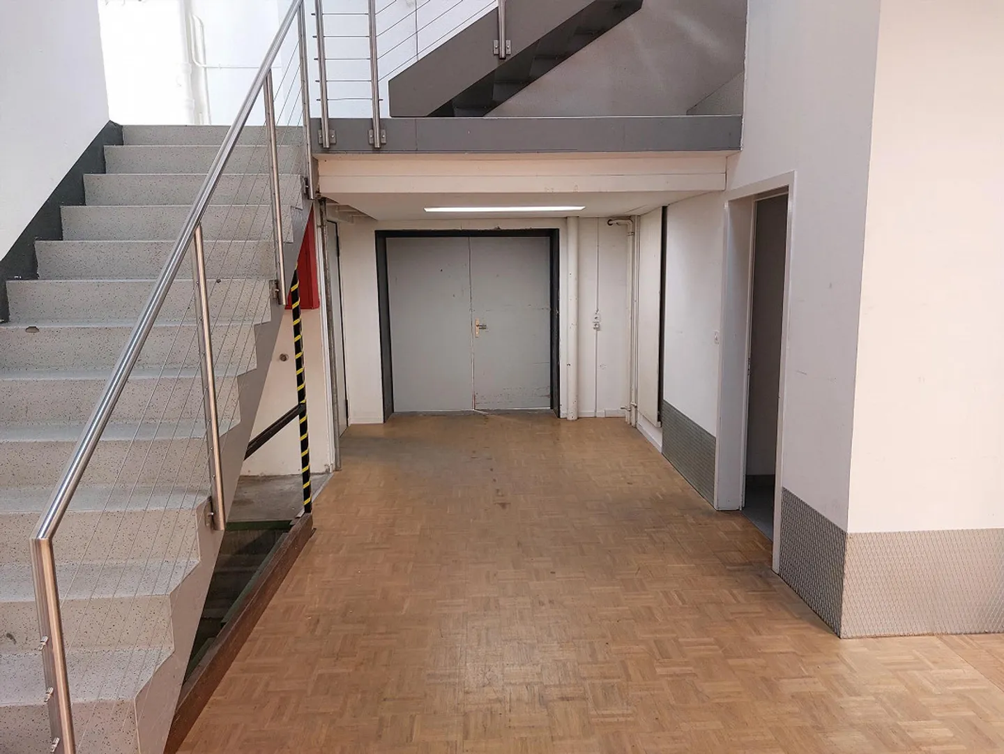 Ufficio, Studio o Spazio Vendita, Proprietà Commerciale Versatile - Foto 7 di 11