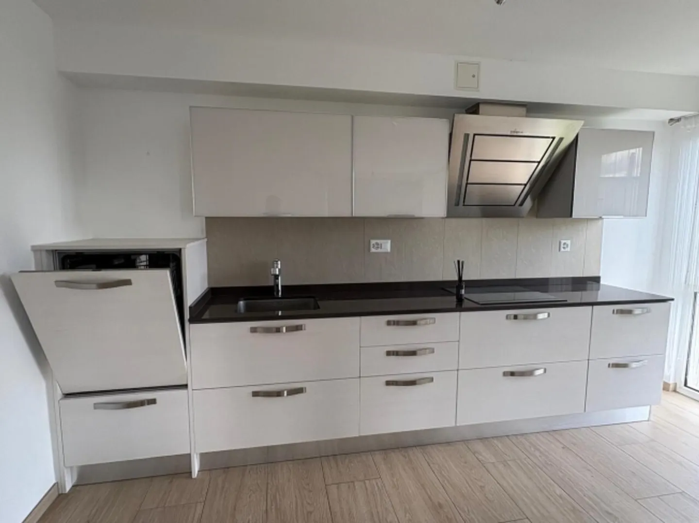 Sehr schöne helle 5,5-Zimmer-Wohnung in Grandson - Foto 5 von 19