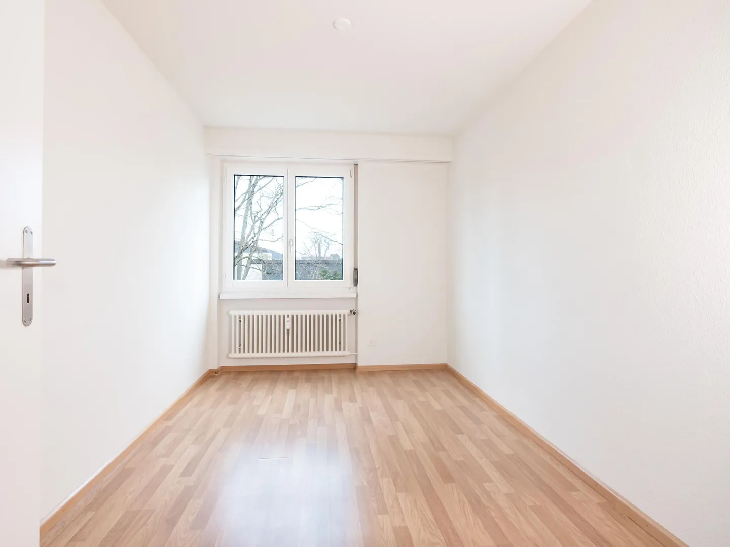 Appartamento 4,5 locali con piscina nel giardino - Foto 10 di 14