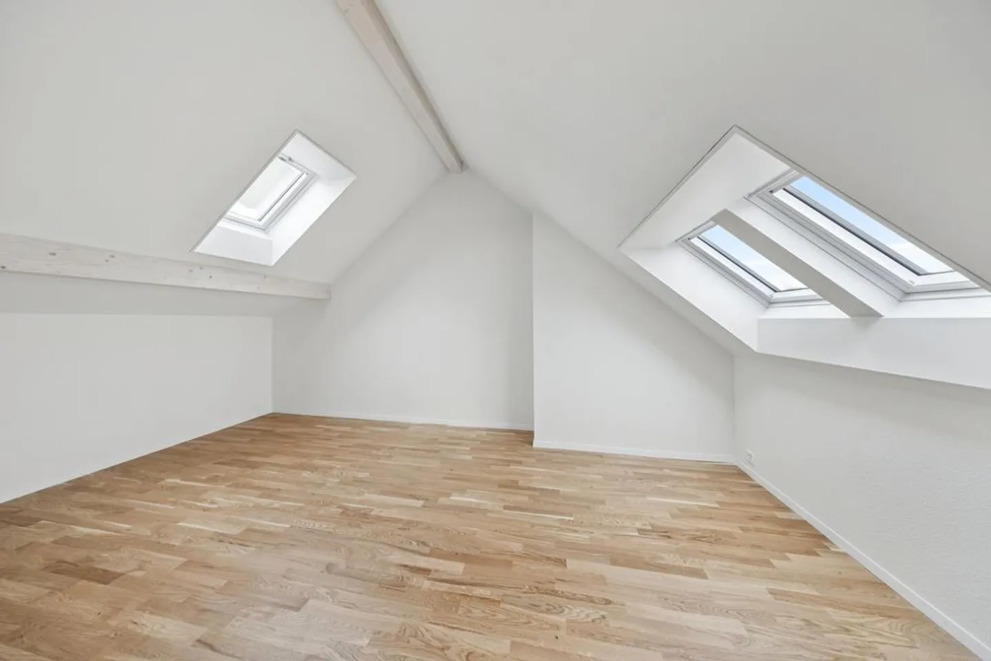 Discover our newly renovated apartments - First occupancy from April 2026 - Photo 9 of 11