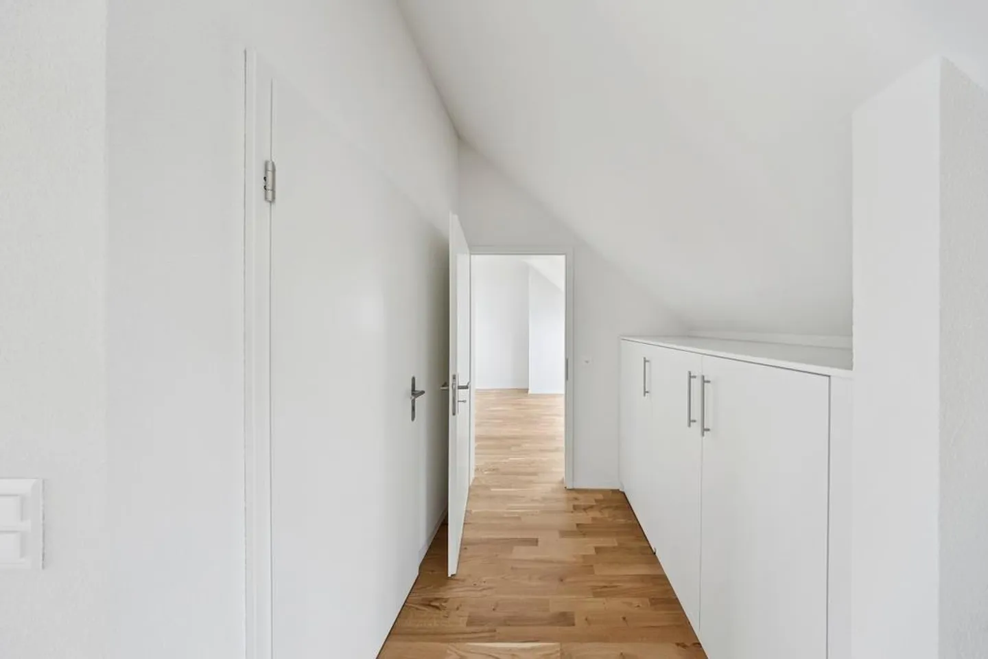 Discover our newly renovated apartments - First occupancy from April 2026 - Photo 7 of 11