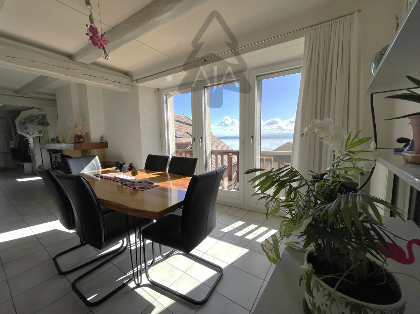 Appartement spacieux avec jardin - Photo 6 sur 15