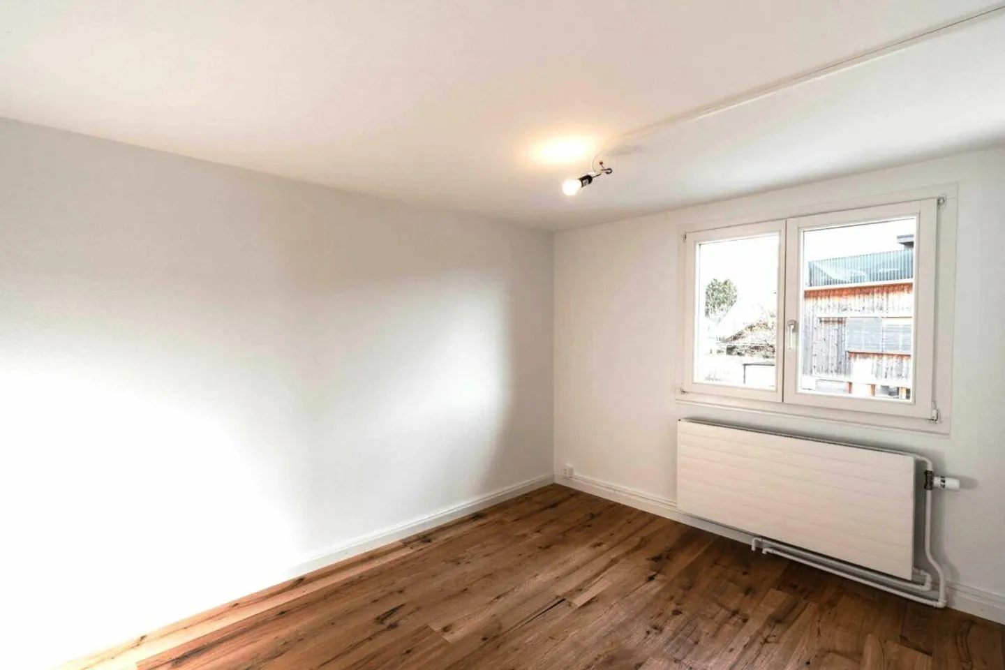 Appartement en duplex de cinq pièces - Photo 5 sur 13