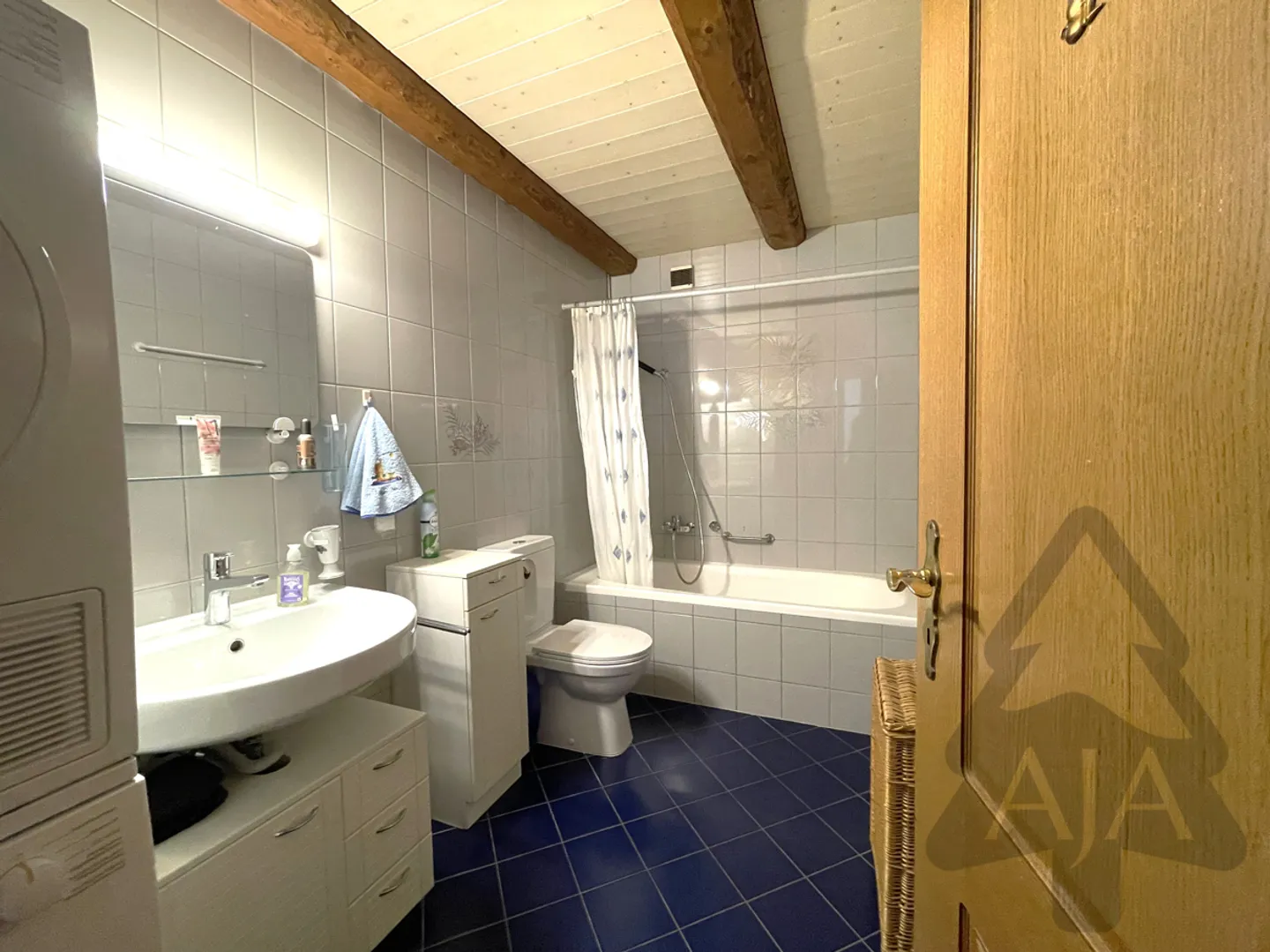 Appartement spacieux avec jardin - Photo 13 sur 15