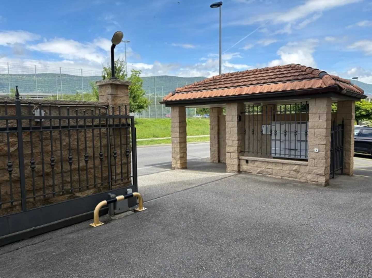 Sehr schöne helle 5,5-Zimmer-Wohnung in Grandson - Foto 18 von 19