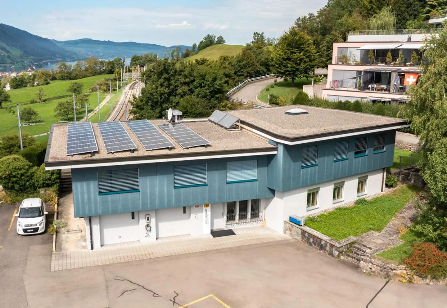 Bâtiment de bureaux, Goldau - Photo 2 sur 10