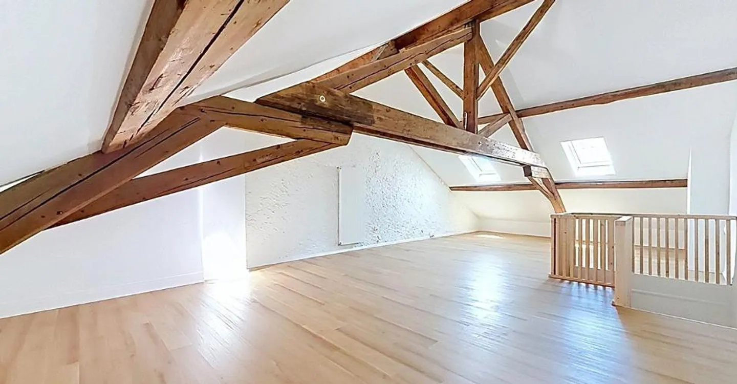 Maison Charmante avec Espace Commercial - Photo 4 sur 12