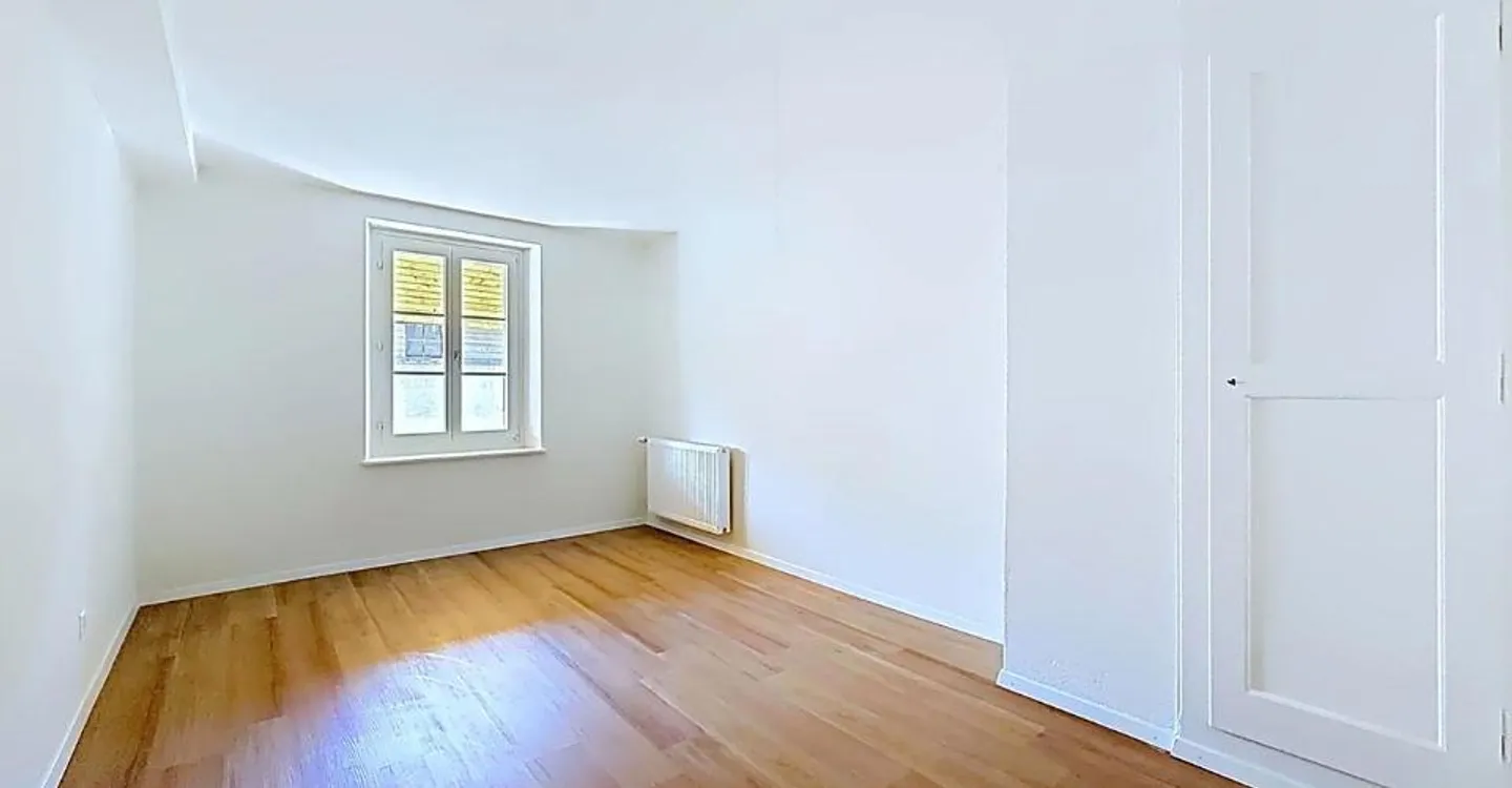 Maison Charmante avec Espace Commercial - Photo 9 sur 12