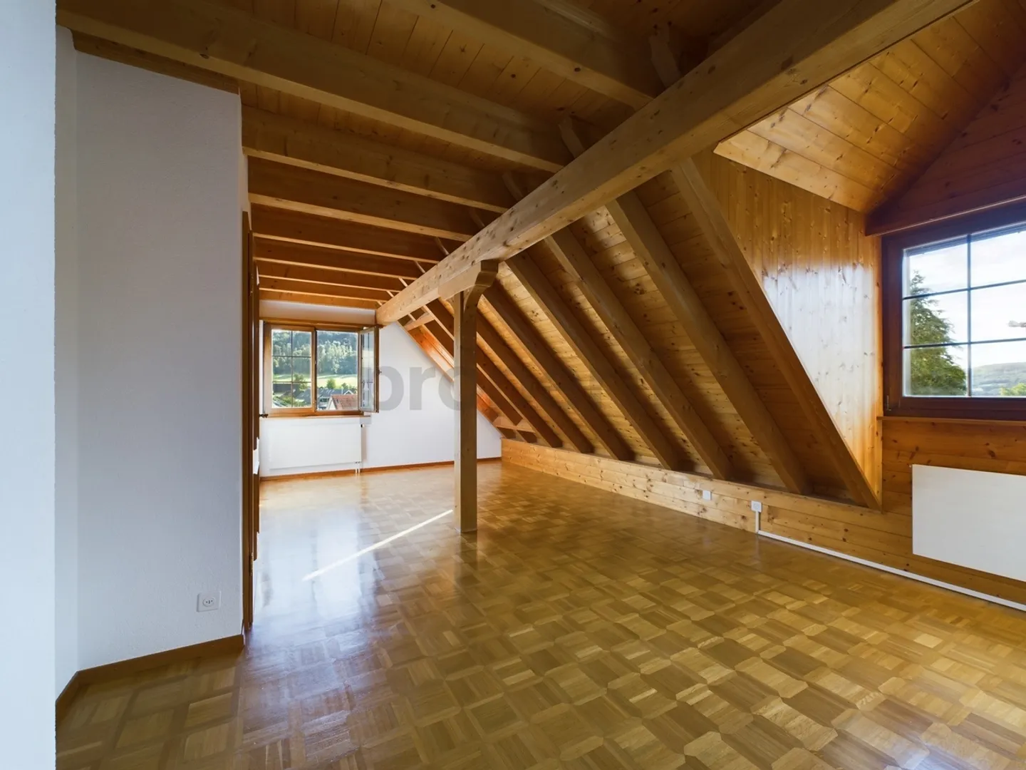 First-class 5-room apartment in Weiach with beautiful views - Photo 6 of 13