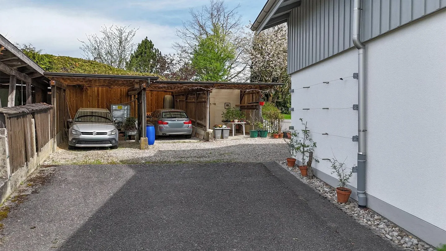 240 m² full of possibilities - spacious family house with garden - Photo 9 of 13