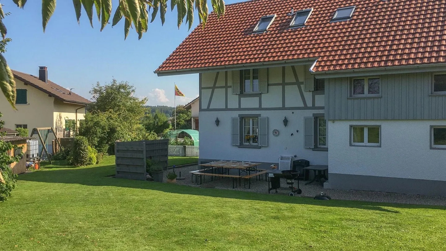 240 m² full of possibilities - spacious family house with garden - Photo 11 of 13