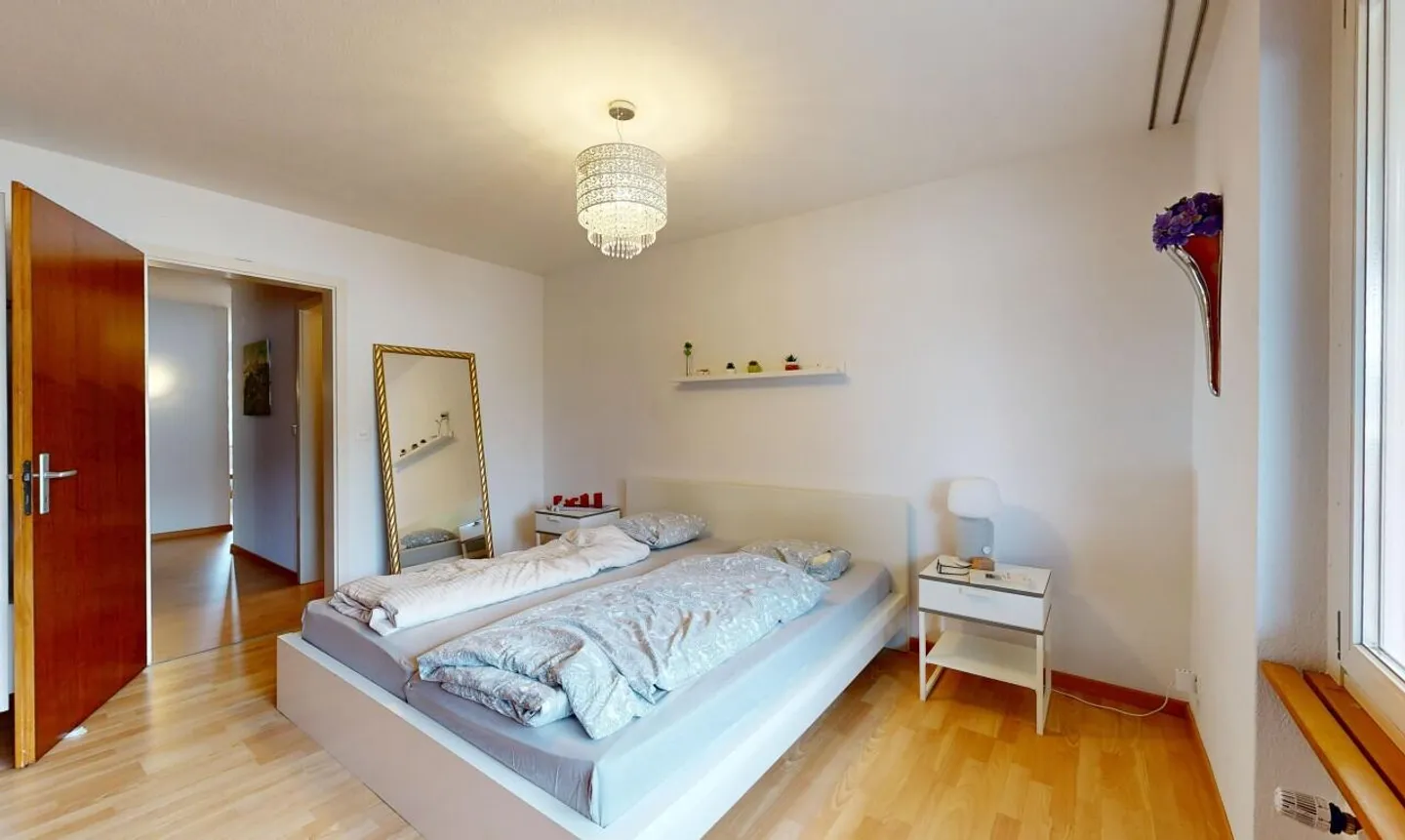 «Geräumige 4.5-Zimmer-Wohnung mit separatem Studio» - Foto 5 von 11