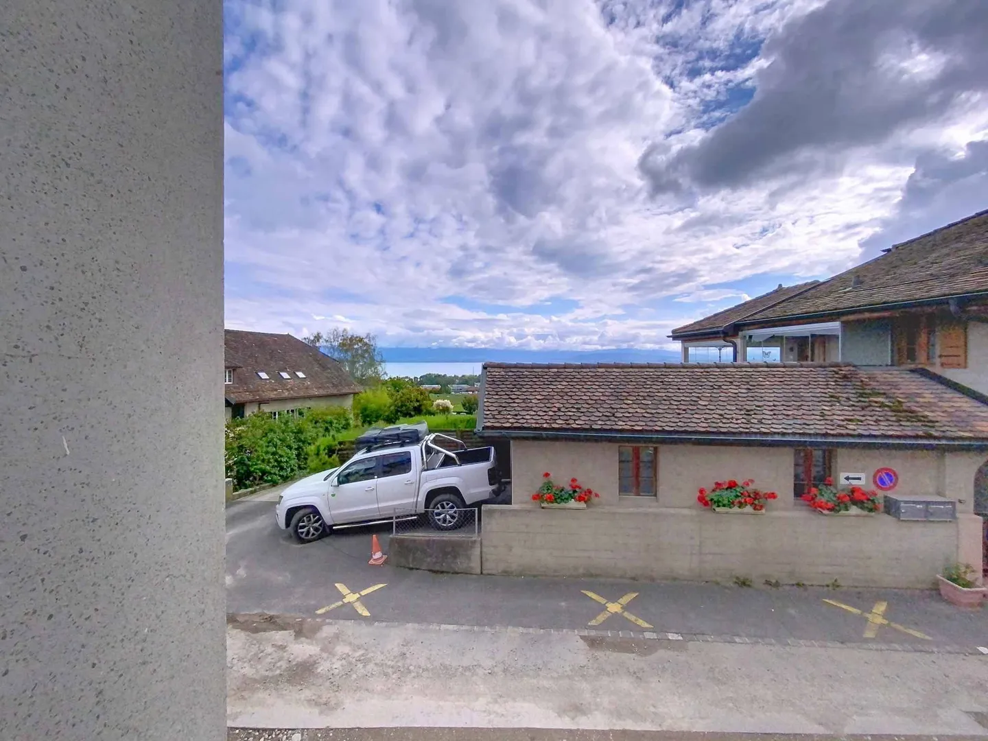 Maison dans le village à rénover, au cœur de Tartegnin - Photo 7 sur 13