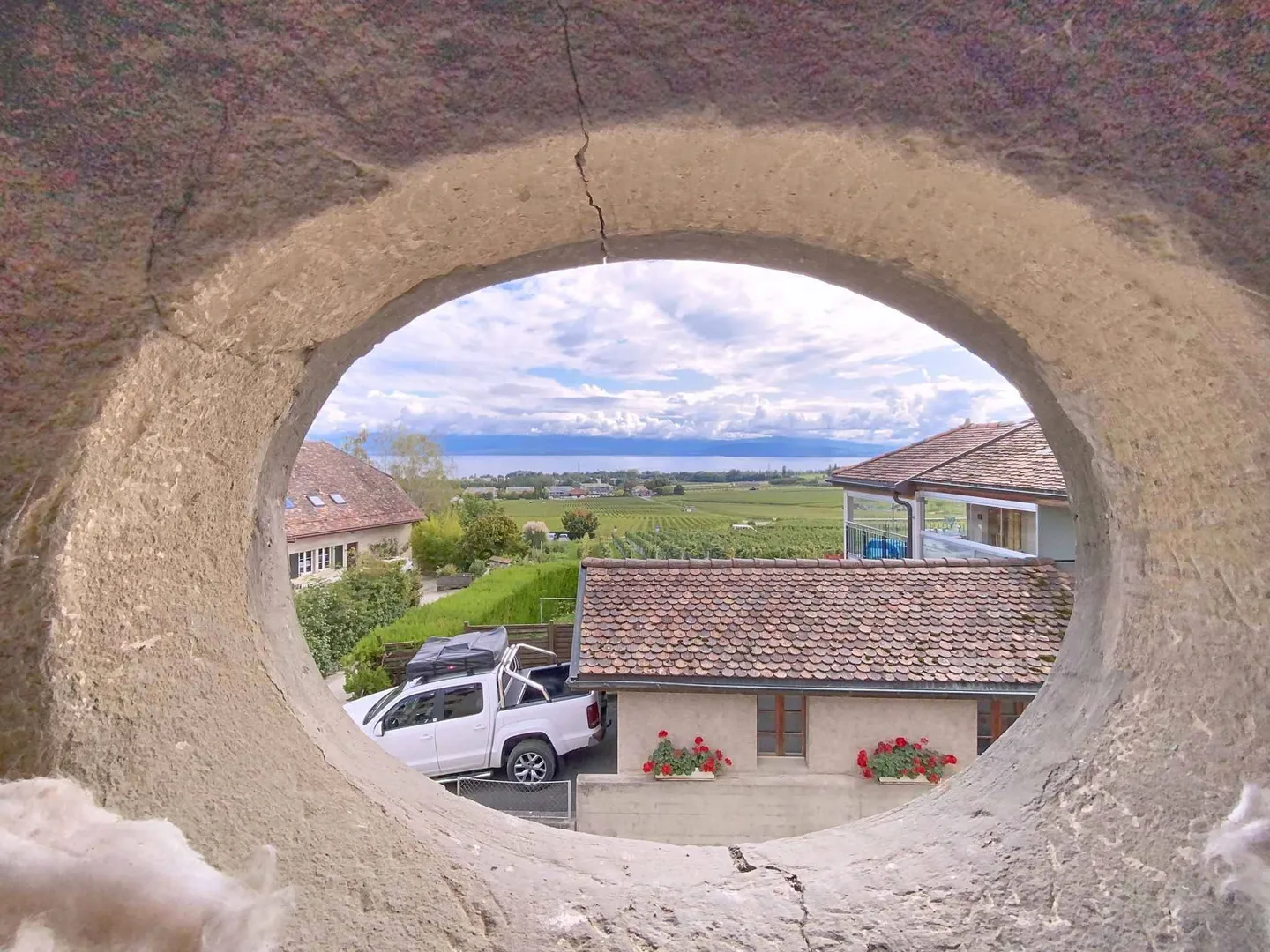 Maison dans le village à rénover, au cœur de Tartegnin - Photo 12 sur 13