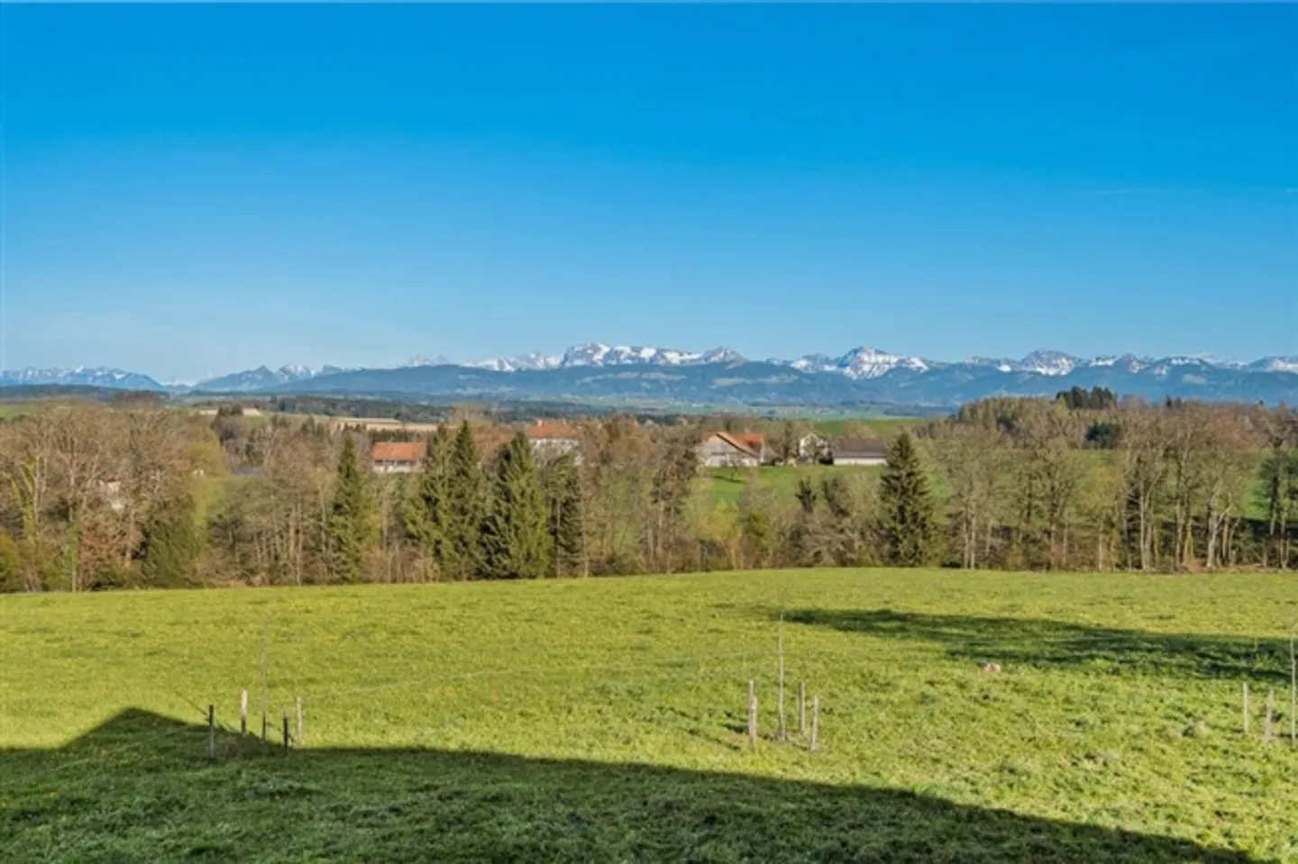Exclusif à 10 minutes de Lausanne - Photo 2 sur 11