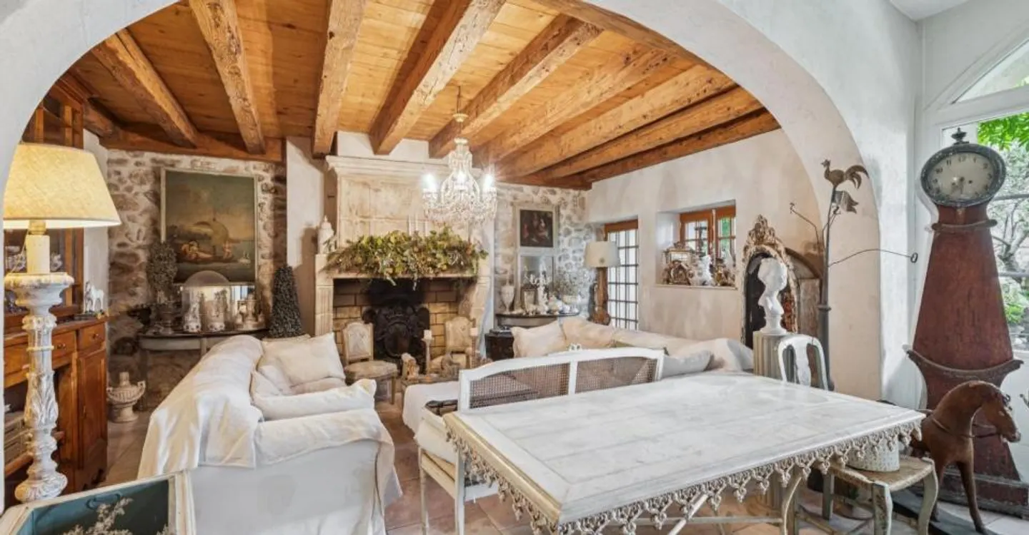 Villa 8 Zimmer - Foto 1 von 13
