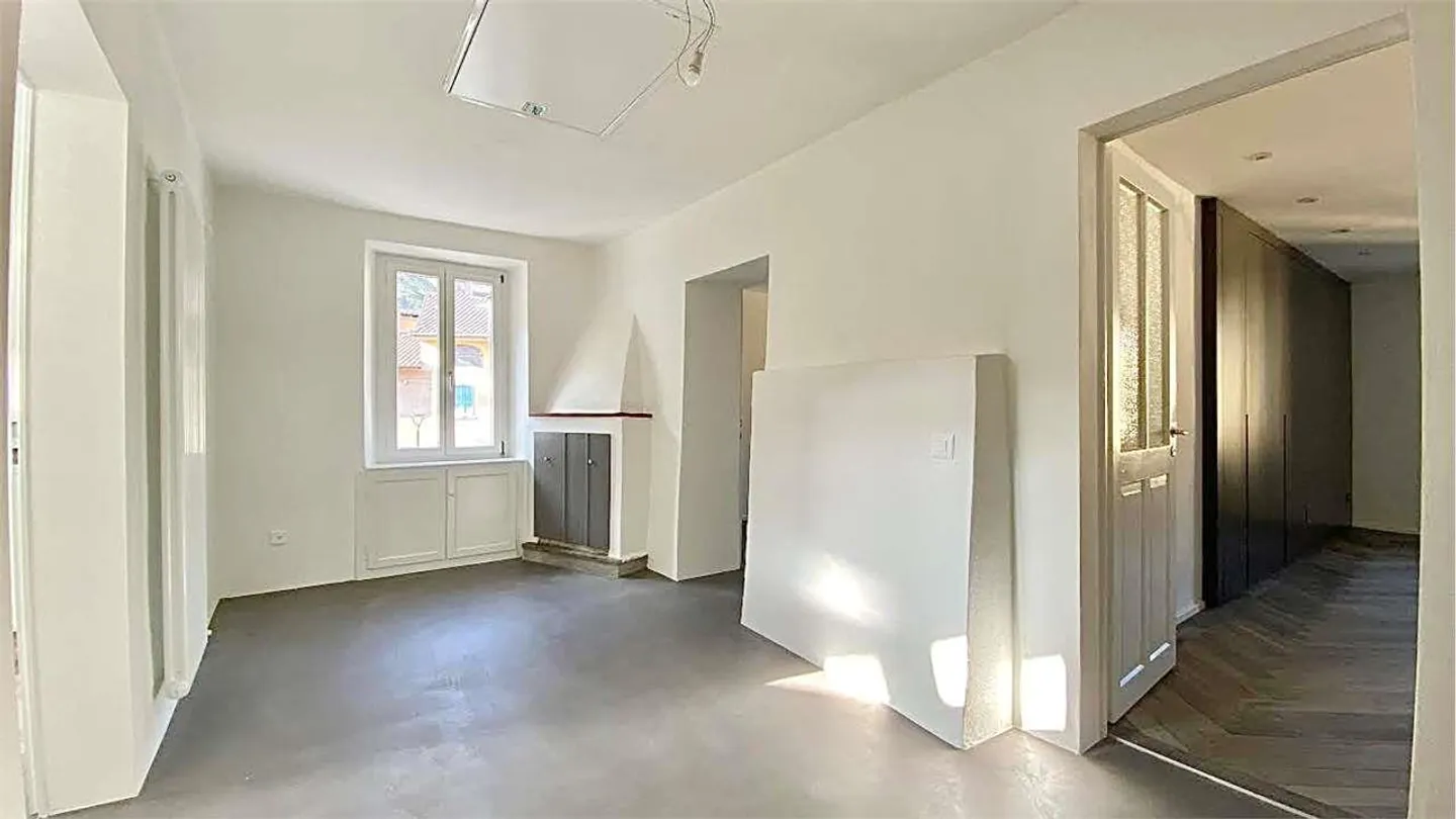 Historisches, prestigeträchtiges Haus mit 5,5 Zimmern zur Miete in Riva San Vitale - Foto 6 von 12