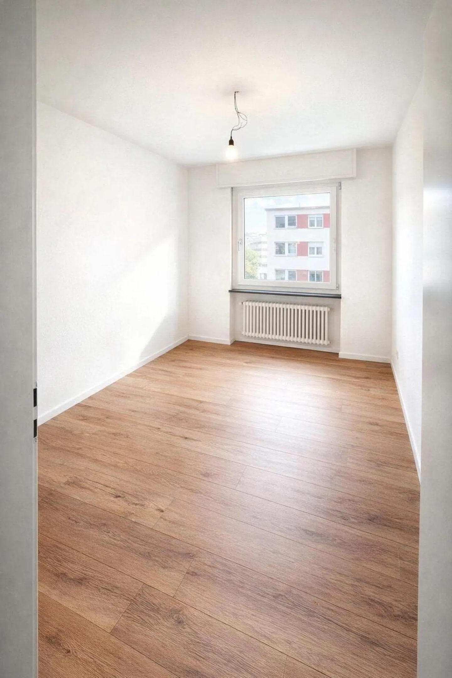 Renovierte Wohnung mit Balkon - Foto 5 von 5