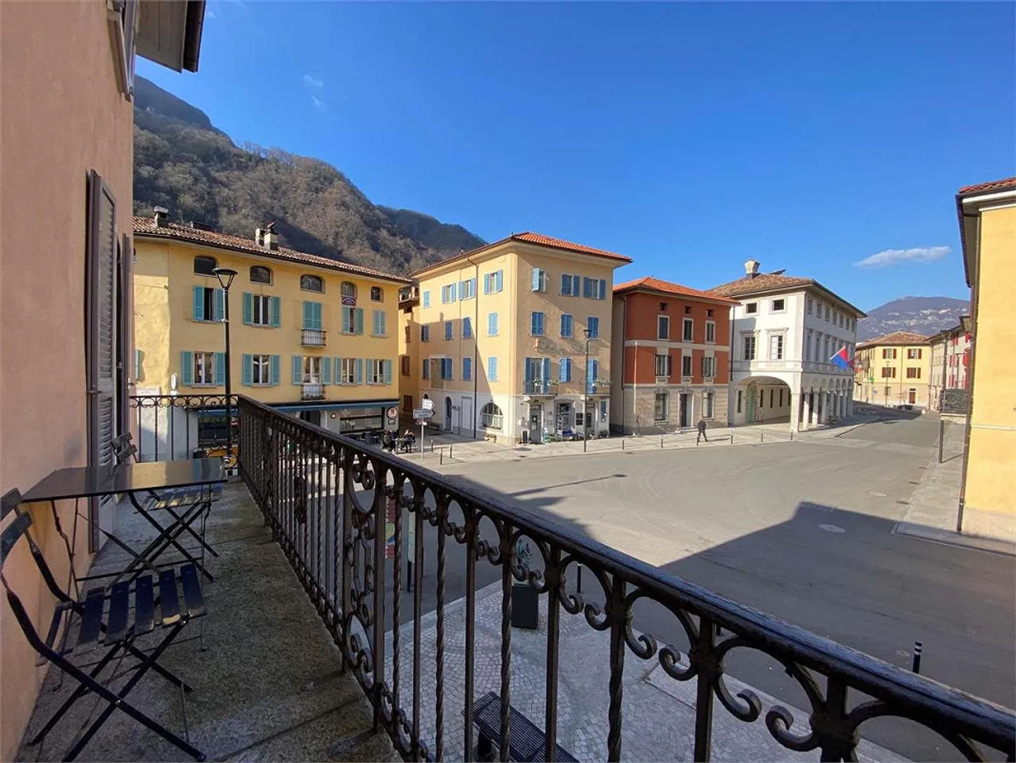 Historisches, prestigeträchtiges Haus mit 5,5 Zimmern zur Miete in Riva San Vitale - Foto 12 von 12