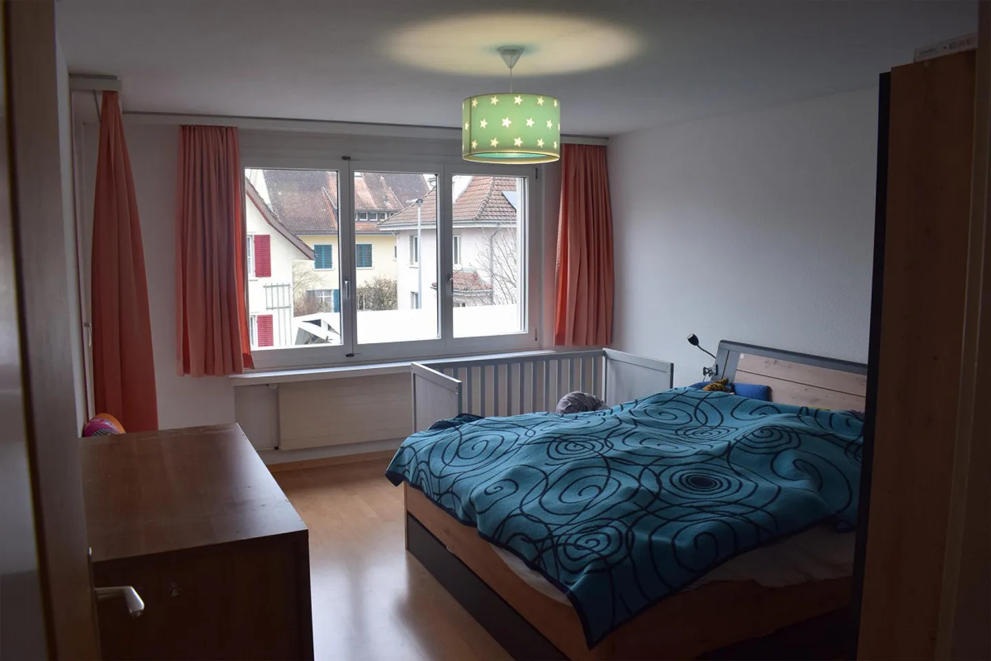 Appartement 4.5 pièces dans un emplacement privilégié et calme - Photo 2 sur 11