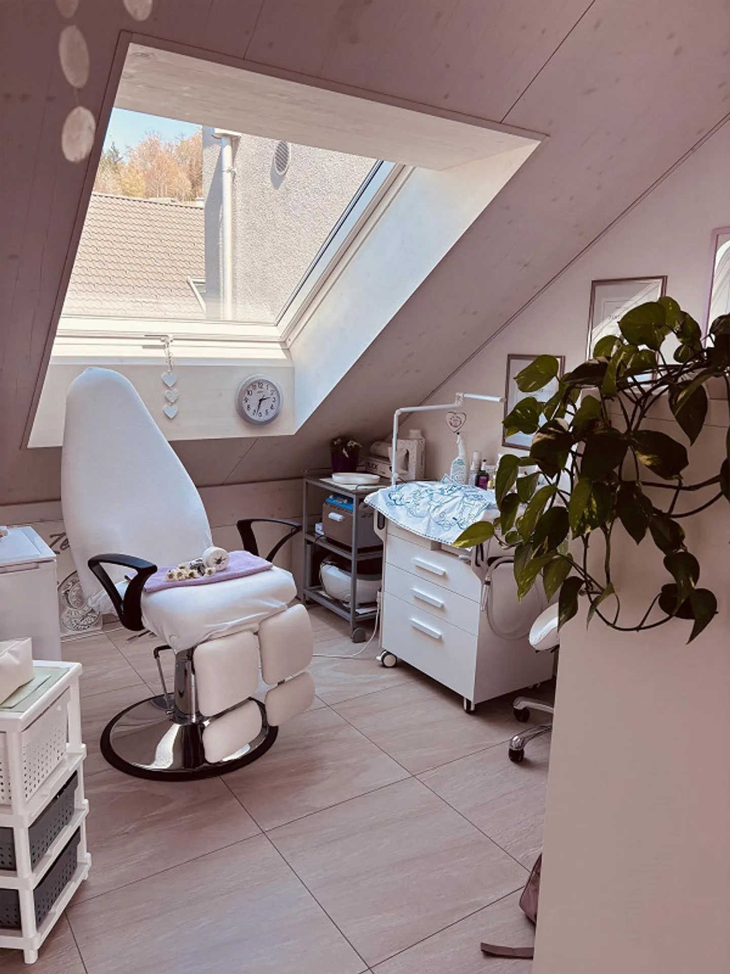 Oasis de bien-être à Grossdietwil (LU), Ascenseur, Tour de lavage dans l'appartement, Balcon, Vue - Photo 9 sur 10