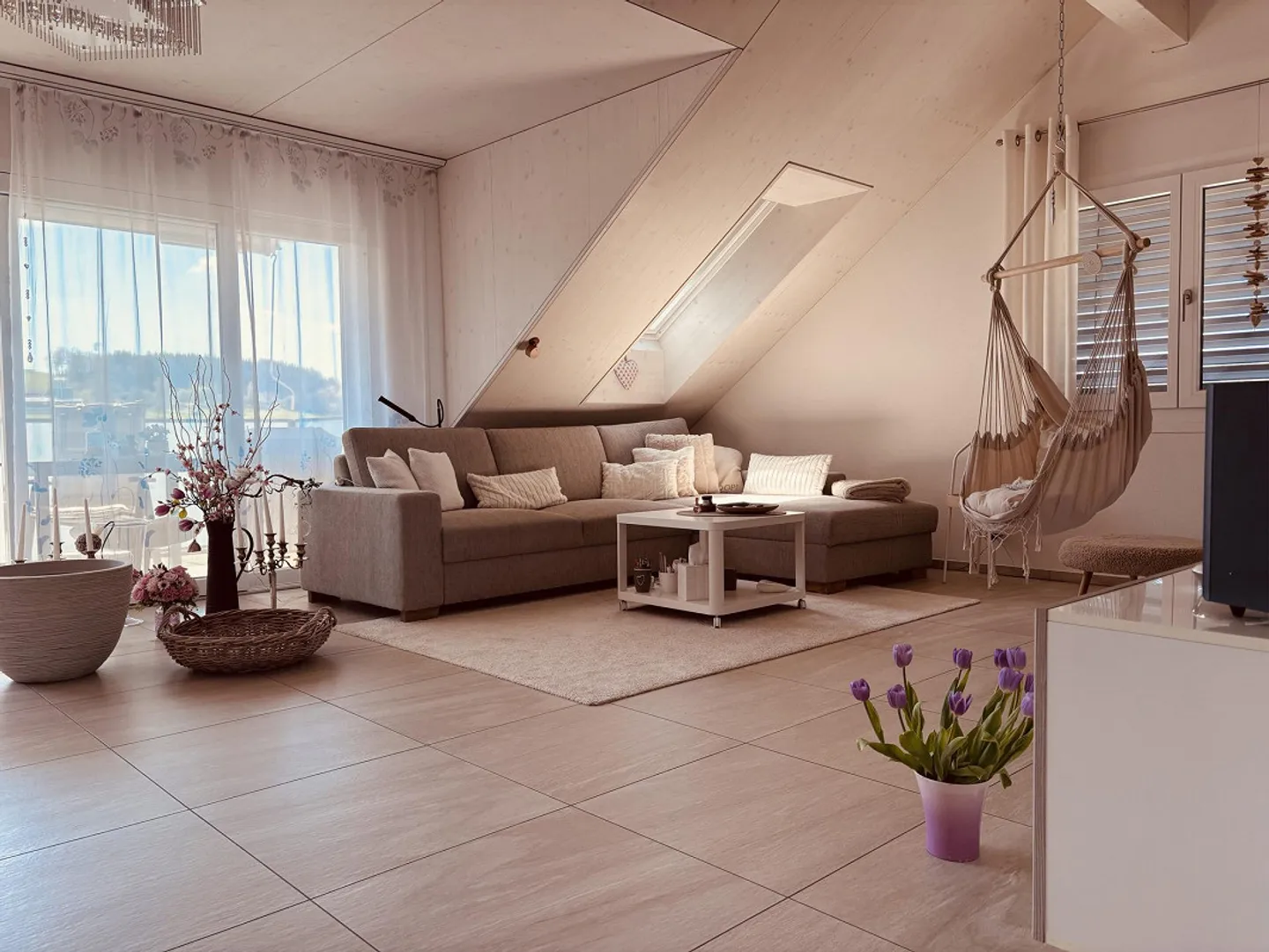 Oasis de bien-être à Grossdietwil (LU), Ascenseur, Tour de lavage dans l'appartement, Balcon, Vue - Photo 2 sur 10