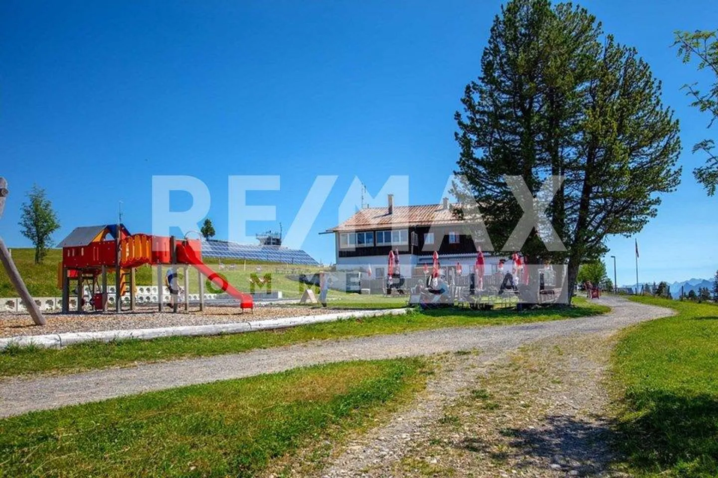 Traditional mountain inn with large sun terrace, on the panoramic road... - Photo 1 of 13