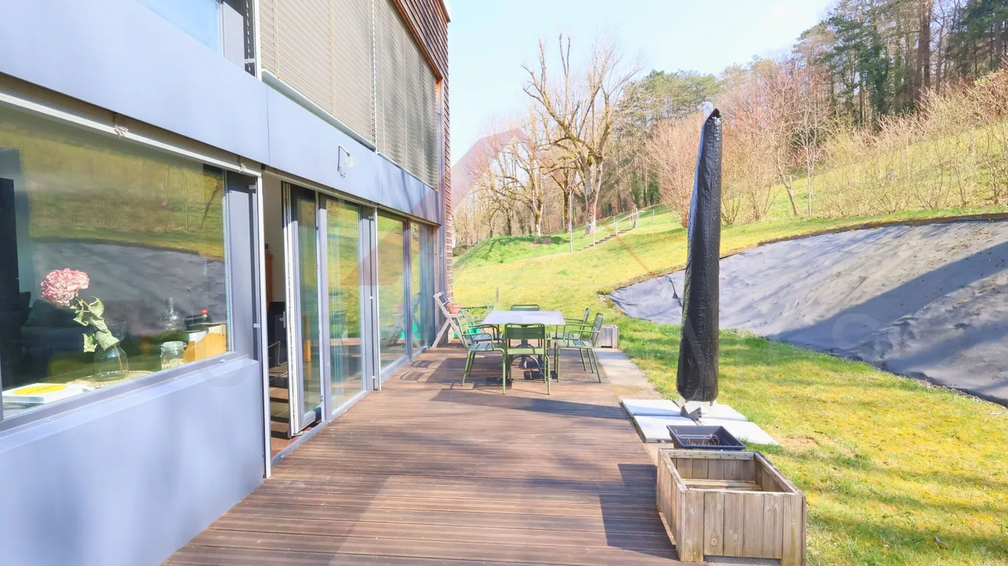 «Aussergewöhnliche Minergie-Villa mit Panoramablick - ein repräsentatives Wohnumfeld in Porrentruy» - Foto 18 von 24