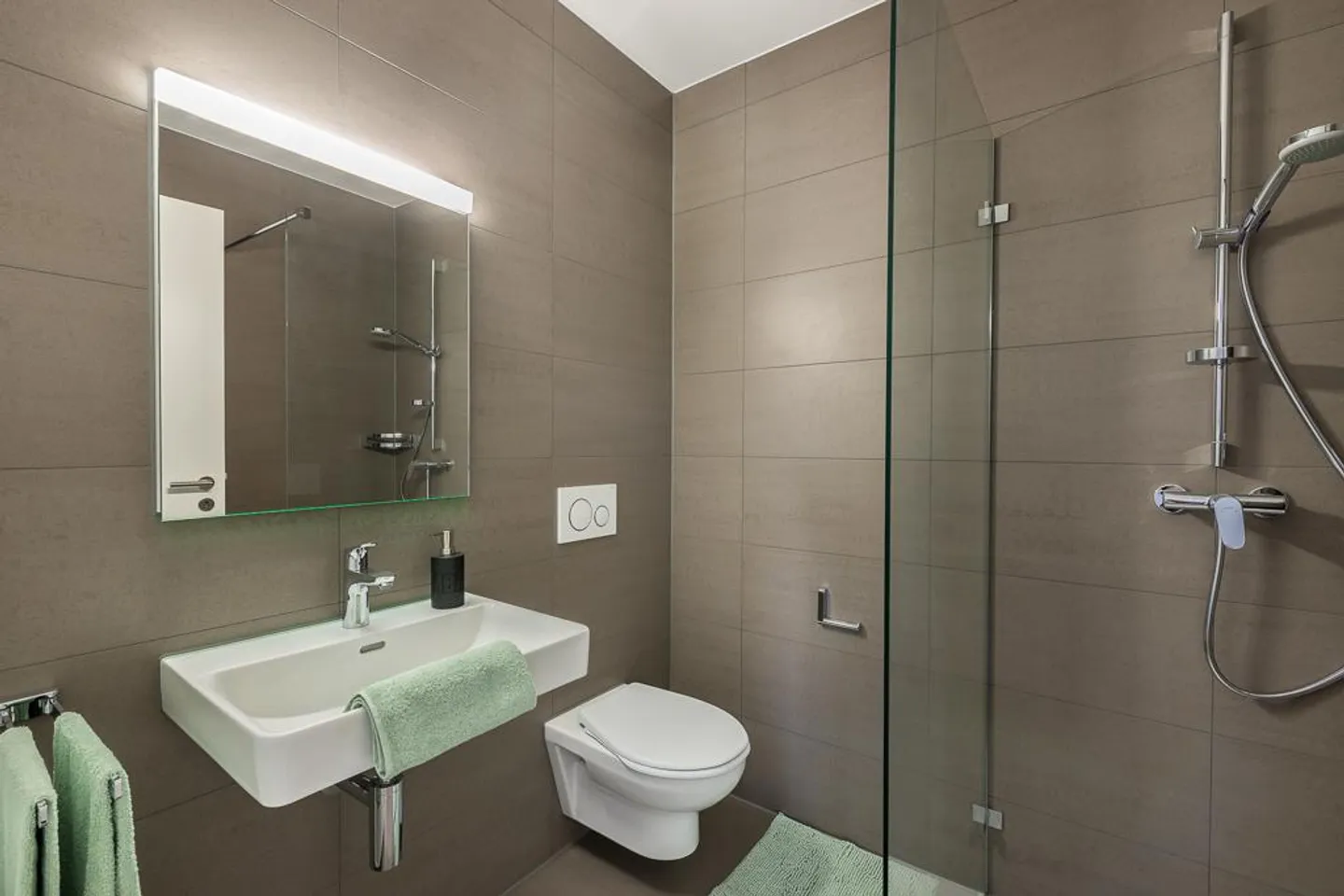 Beautiful 3.5-room apartment with balcony on the 1st floor - Photo 6 of 10