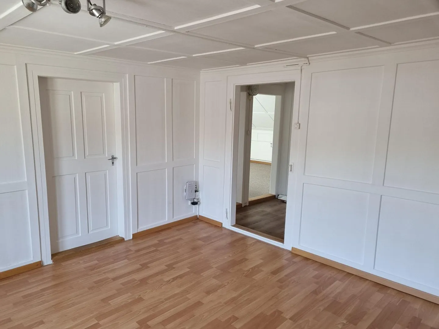 Attraente appartamento di 4 locali vicino al centro - Foto 9 di 18