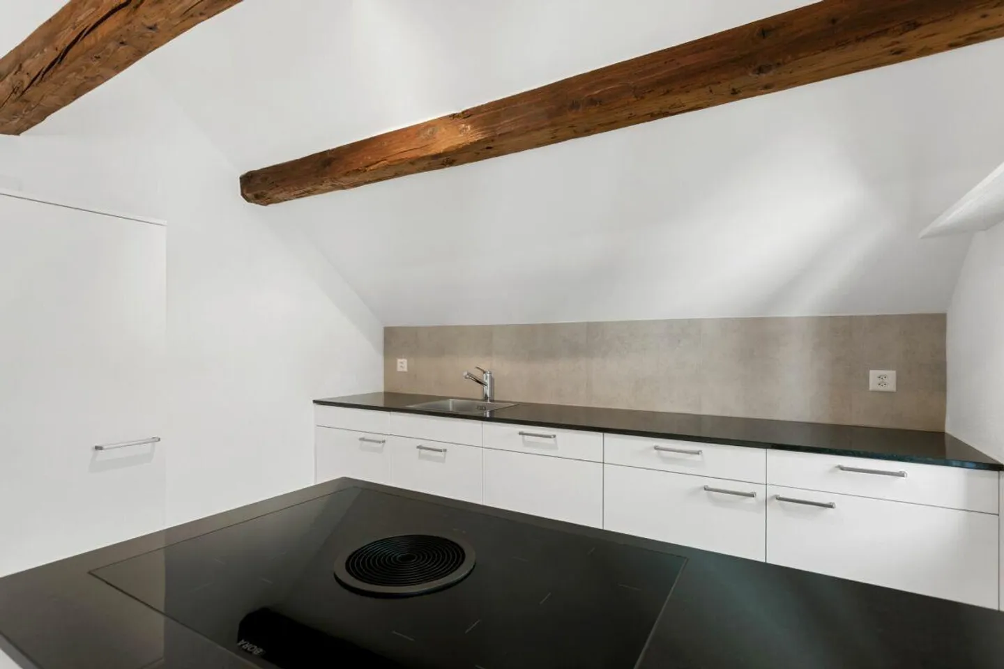 Appartamento Designer 2.5 stanze con isola in cucina - Foto 3 di 11