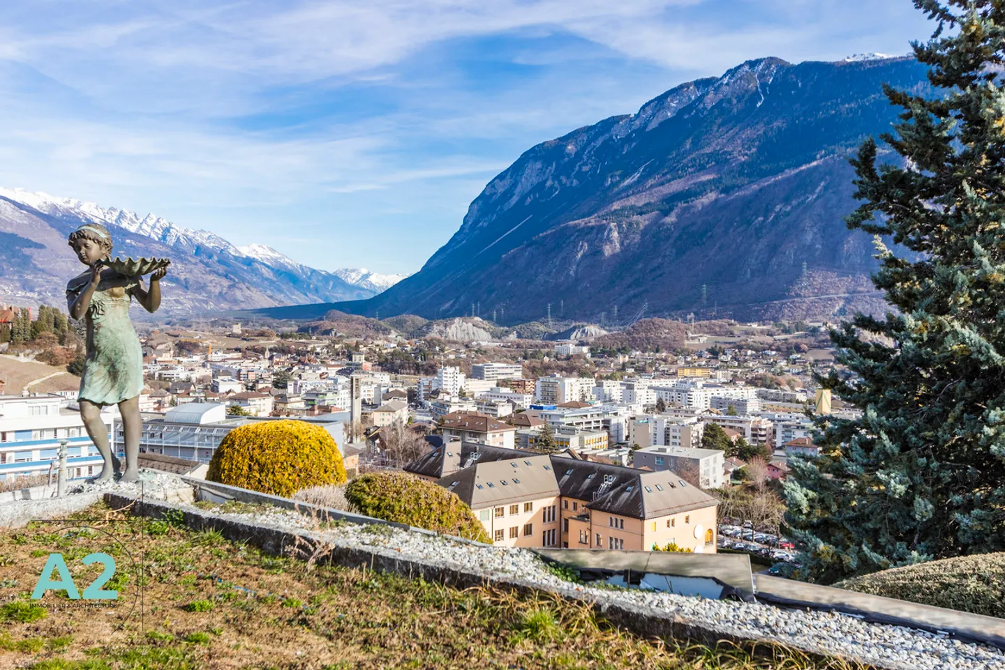 AUSGEZEICHNETE VILLA IN DEN HÖHEN VON SIERRE - Foto 24 von 28