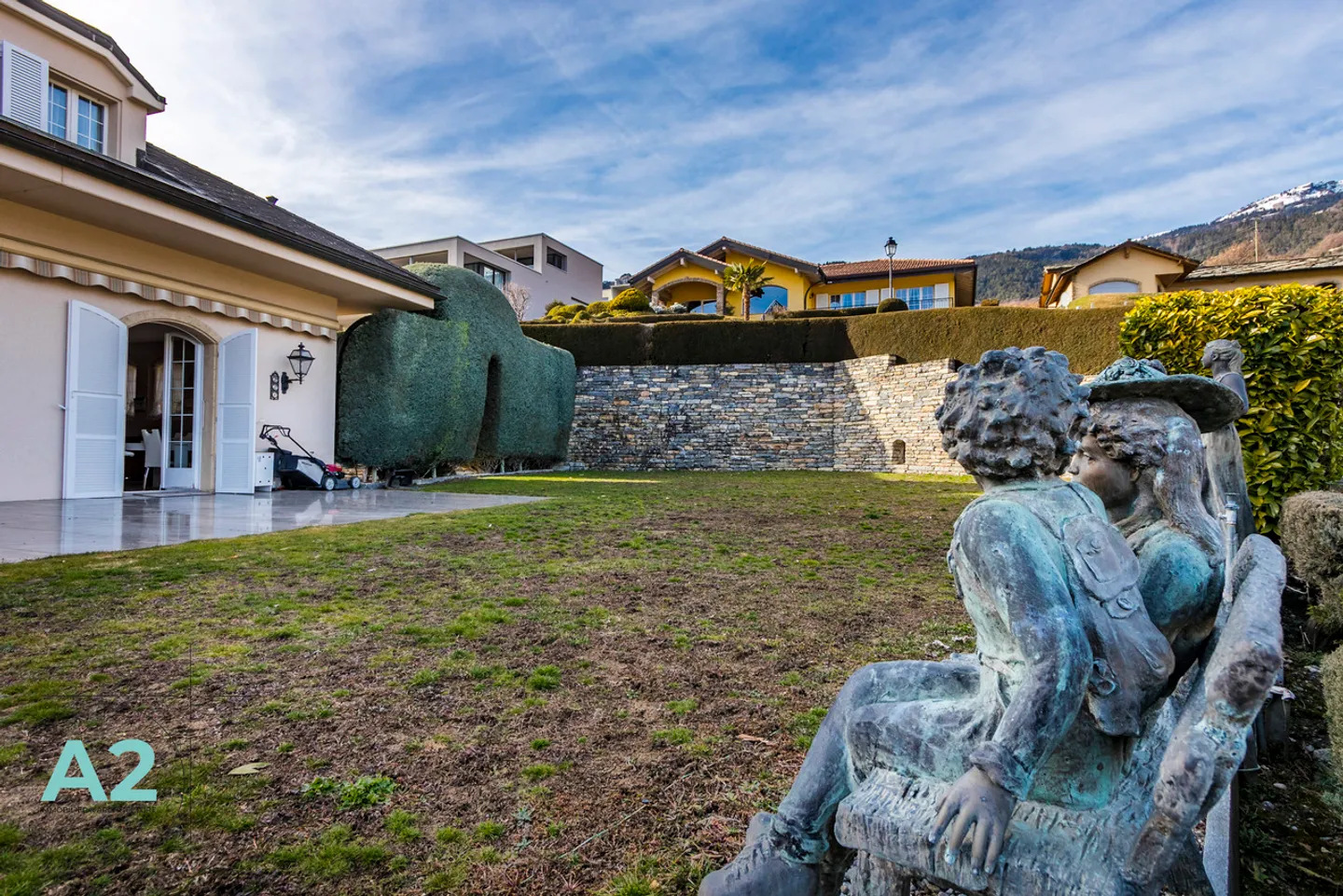 AUSGEZEICHNETE VILLA IN DEN HÖHEN VON SIERRE - Foto 25 von 28