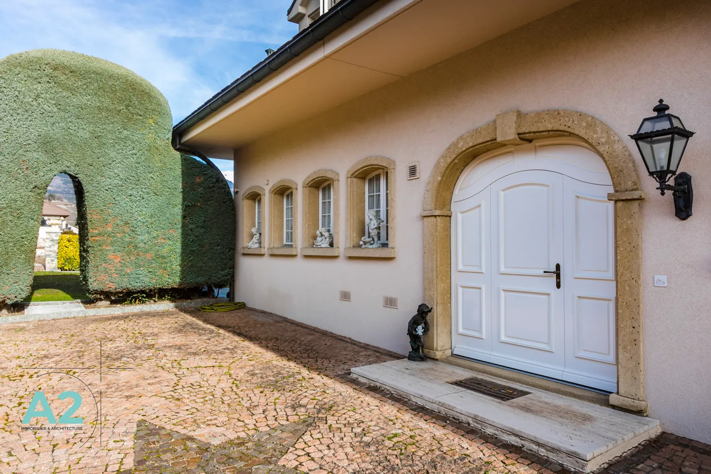 AUSGEZEICHNETE VILLA IN DEN HÖHEN VON SIERRE - Foto 26 von 28