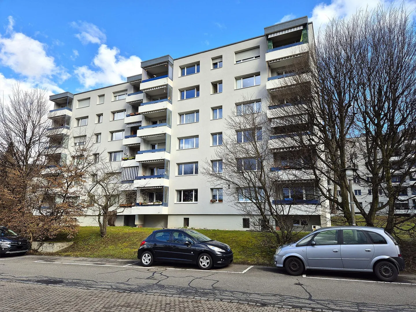 3.5-room apartment with a beautiful view - Photo 1 of 7