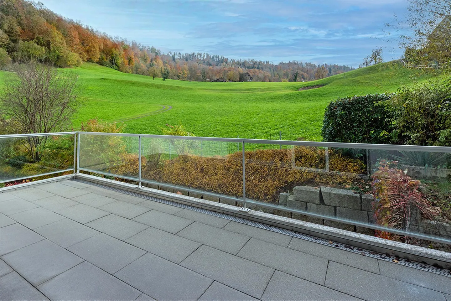 8.5-room garden maisonette - directly by nature - Photo 2 of 9