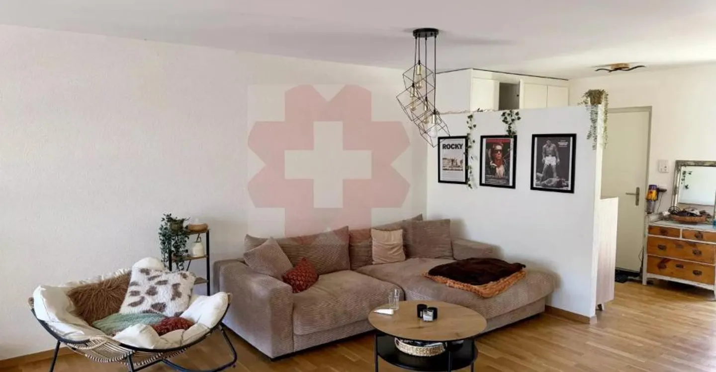 Appartement spacieux avec terrasse - Photo 4 sur 8