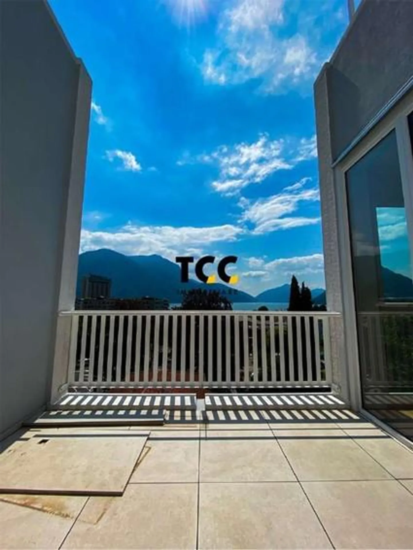 Apartments with rooftop lake view - Cassarate - Photo 8 of 22