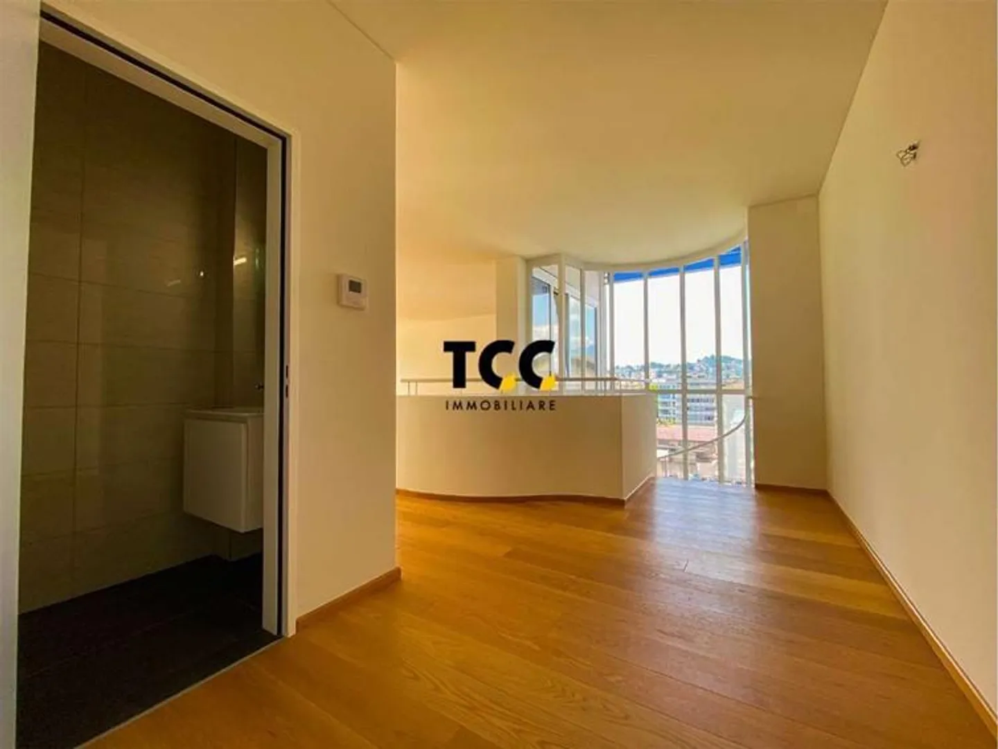 Apartments with rooftop lake view - Cassarate - Photo 1 of 22