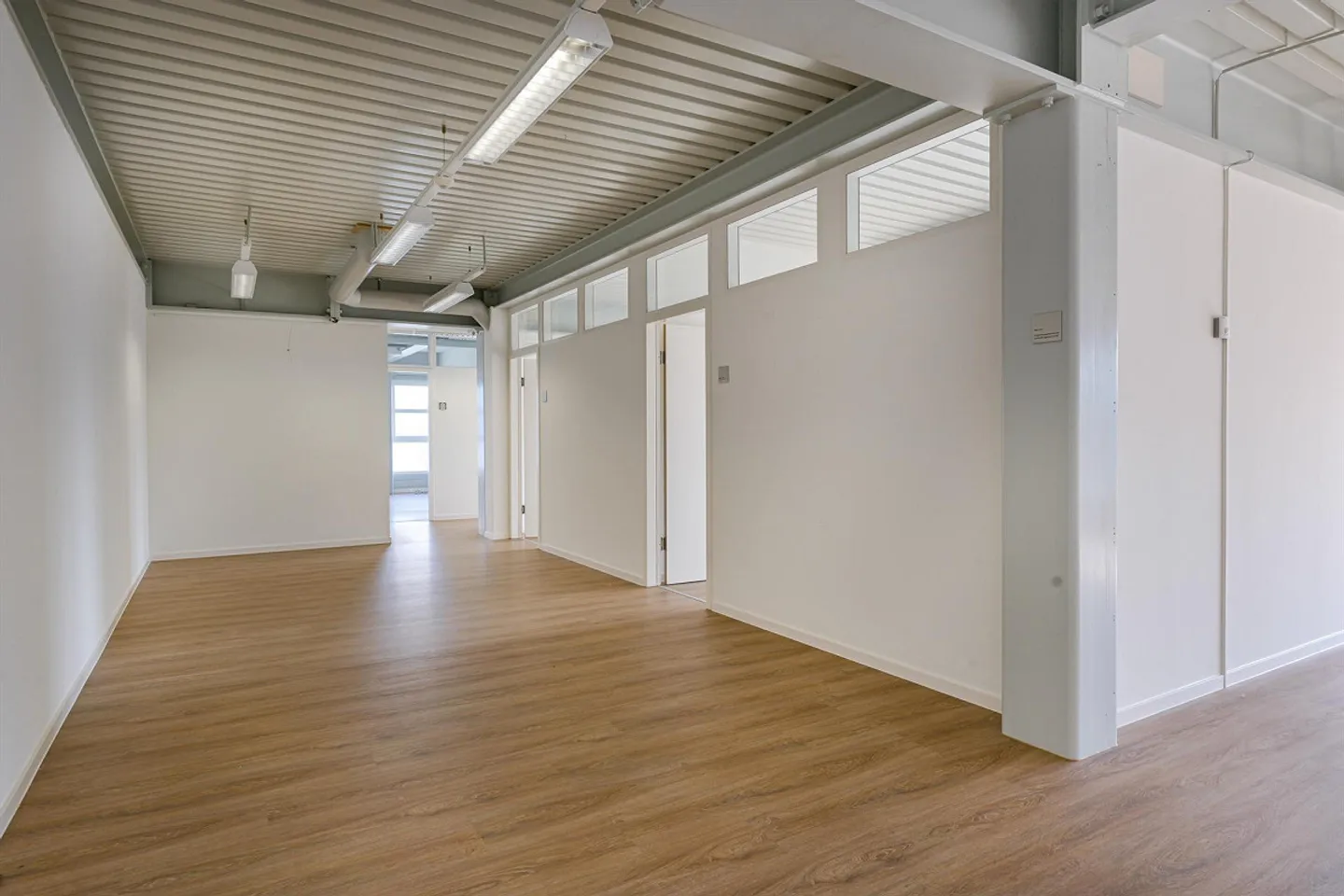 Helles Büro mit Seeblick - Foto 5 von 9
