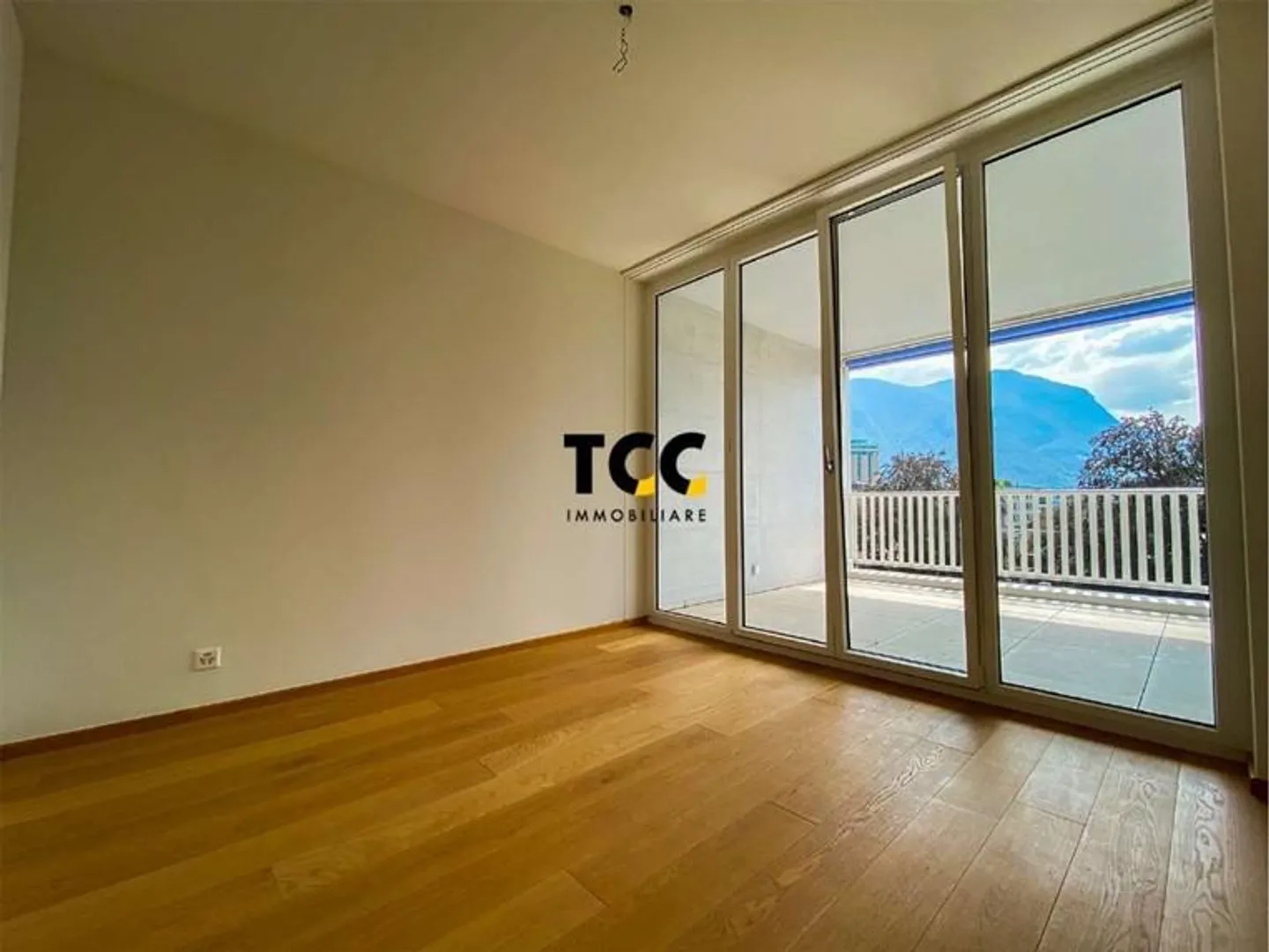 Apartments with rooftop lake view - Cassarate - Photo 17 of 22