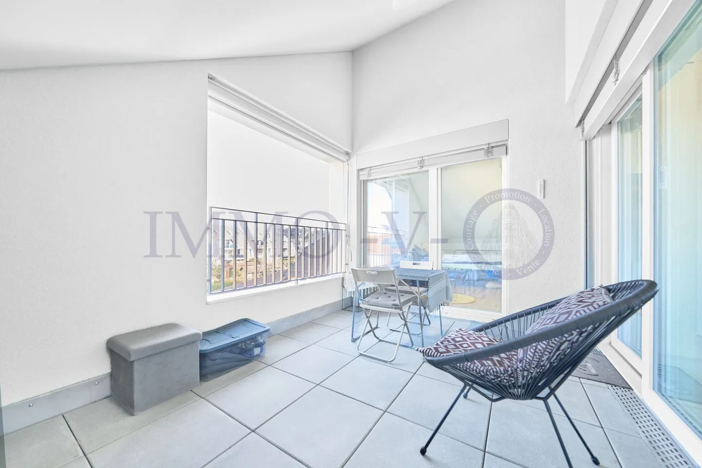 SPAZIOSO E LUMINOSO CON BALCONE-LOGGIA - Foto 1 di 7