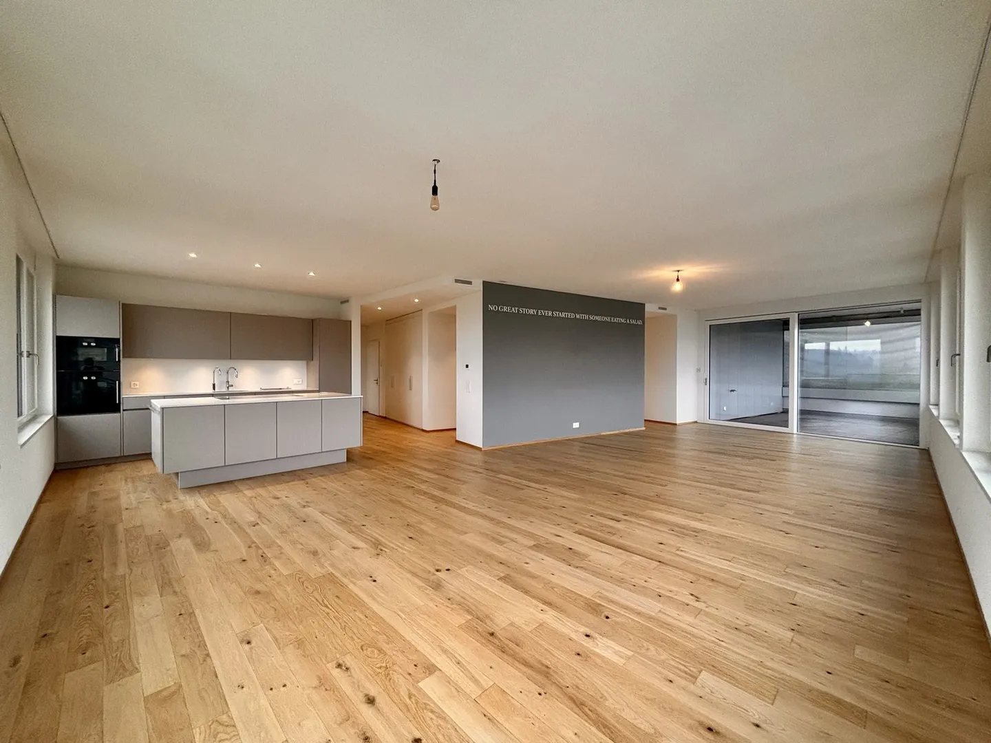 Exklusives Wohnen über den Dächern von Lohn - Foto 2 von 11