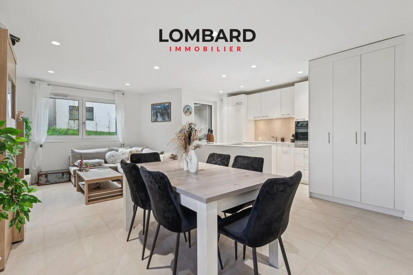 Appartement moderne avec jardin - Photo 2 sur 8