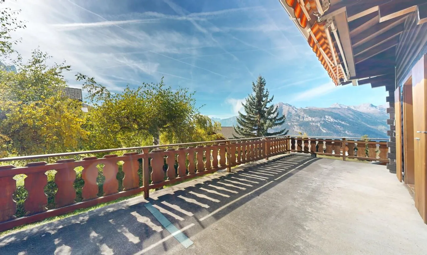 Charmantes Chalet mit Einliegerwohnung - Foto 4 von 11