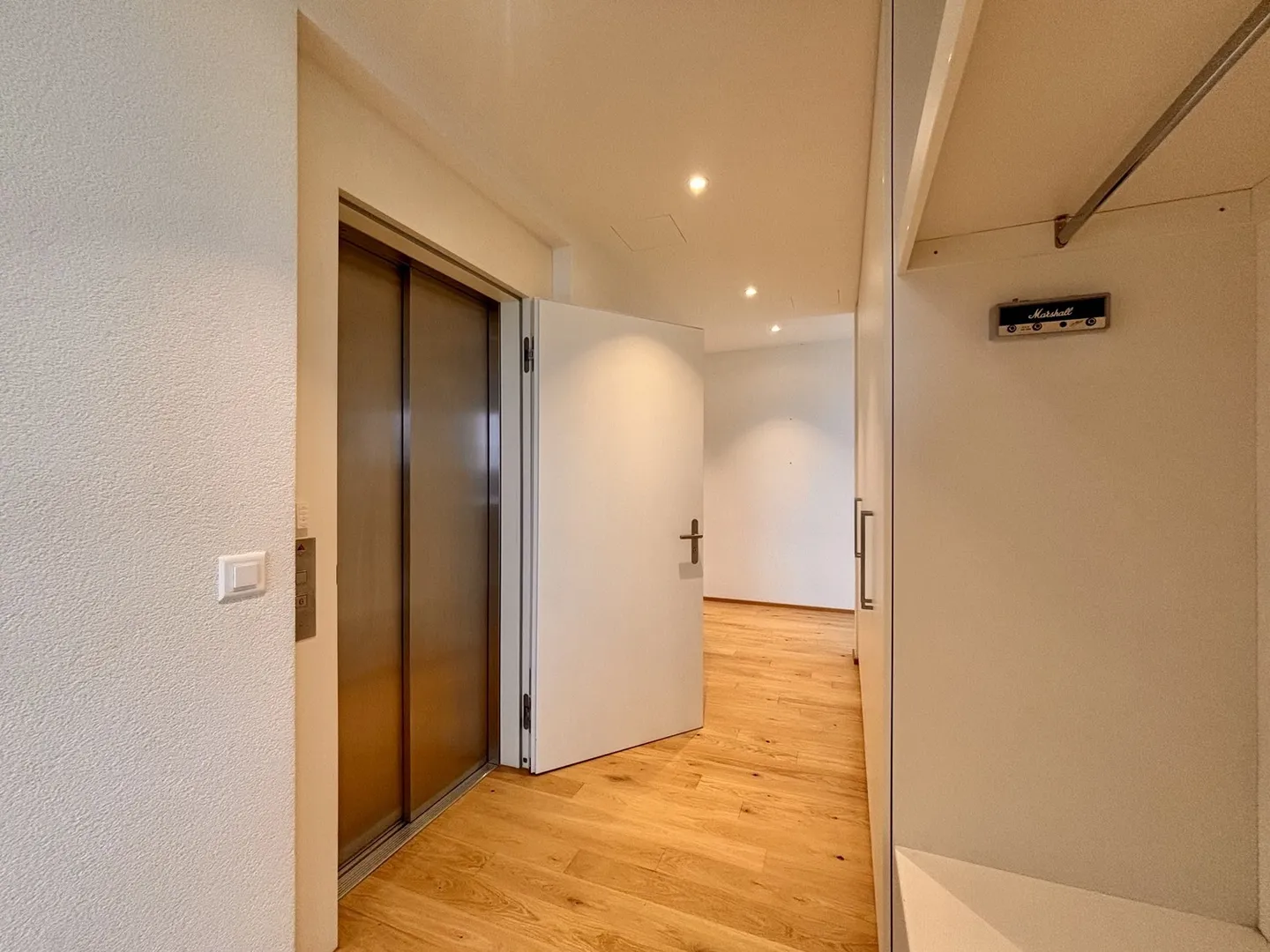 Exklusives Wohnen über den Dächern von Lohn - Foto 11 von 11