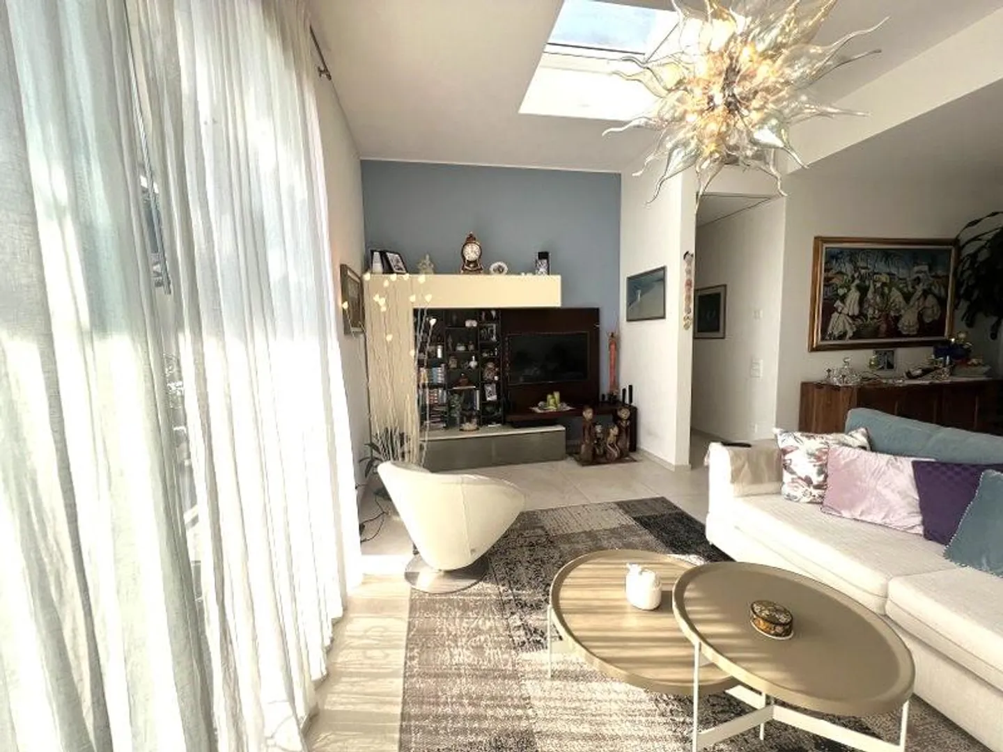 Elegant penthouse, large sunny terrace with lake view - Photo 3 of 13