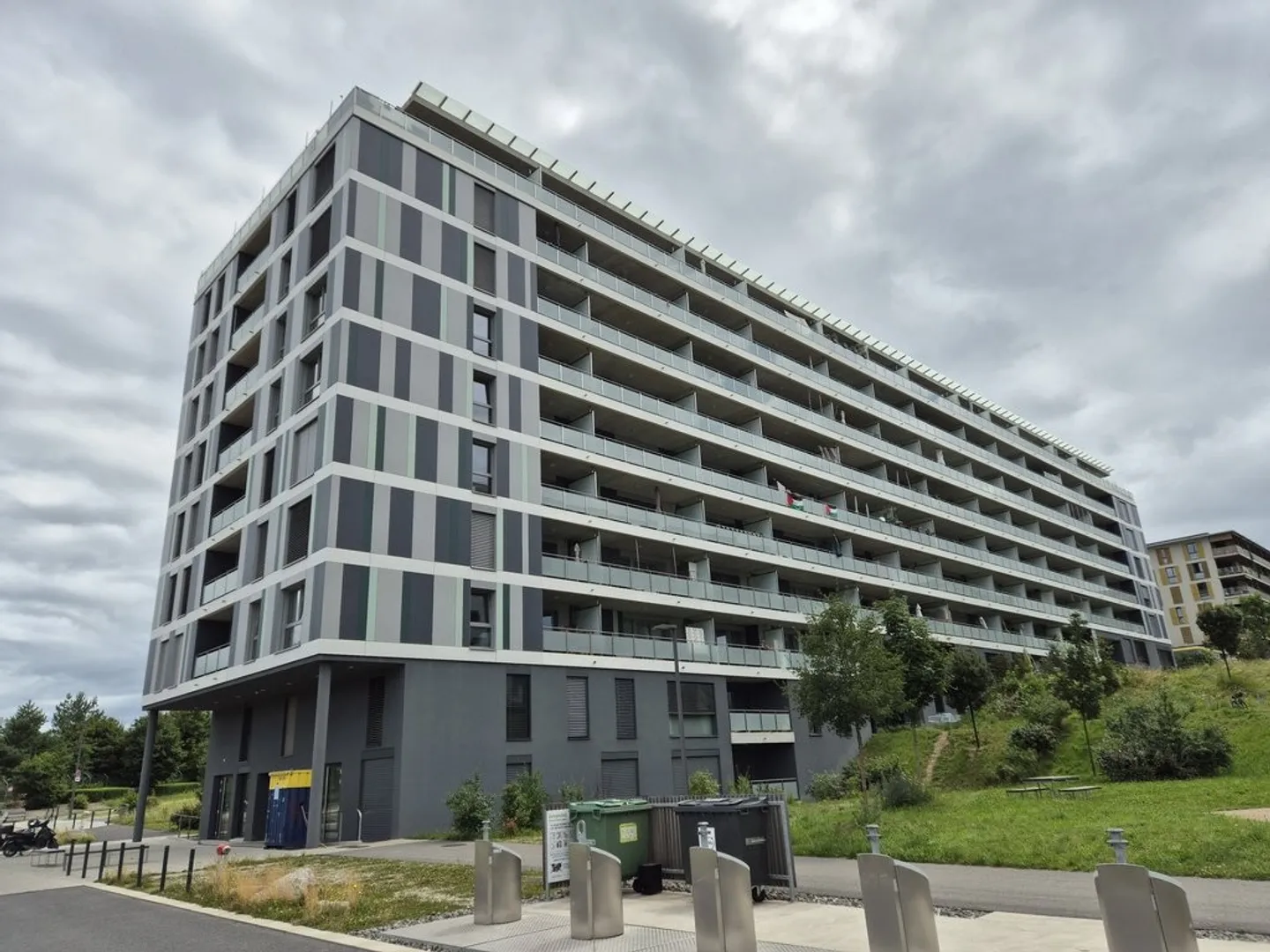 In affitto senza deposito - Zona residenziale tranquilla vicino alla foresta - Foto 1 di 2