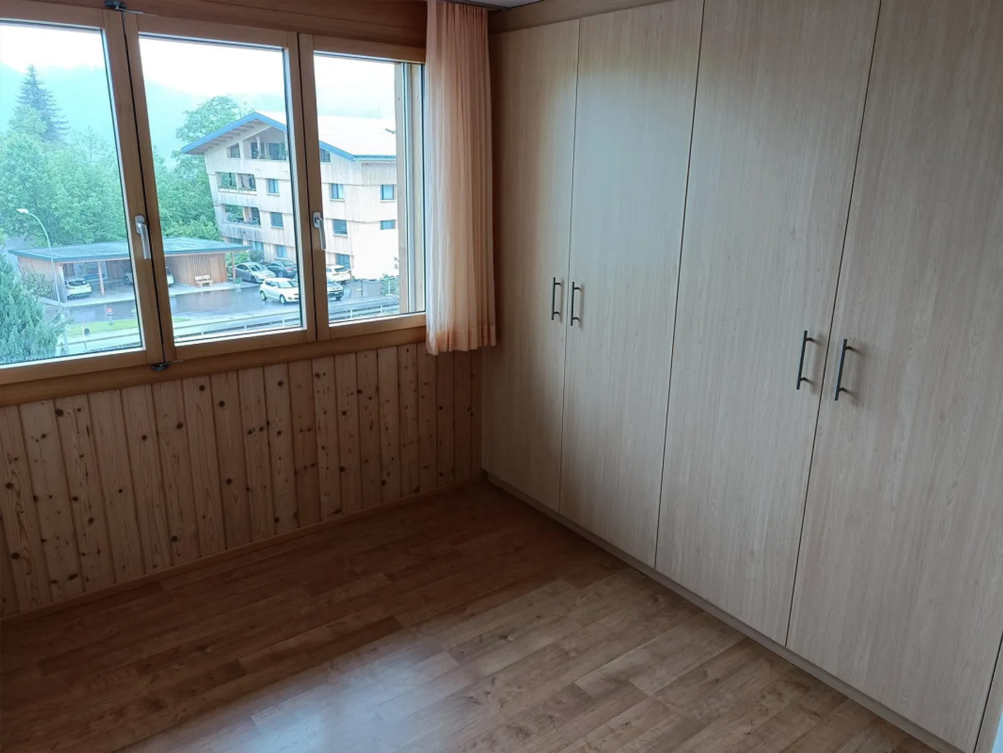 Appartamento luminoso di 3.5 locali con standard di proprietà - Foto 6 di 7
