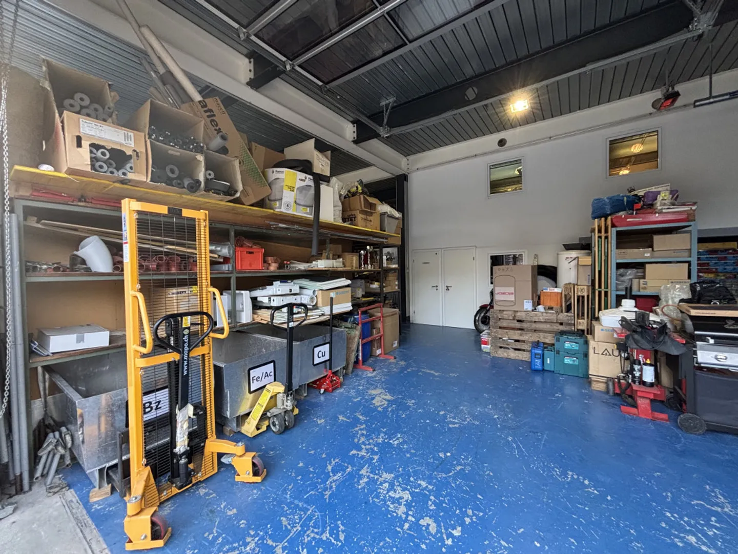 OPPORTUNITY FOR TAKEOVER - SANITARY, HEATING & SOLAR COMPANY IN PUIDOUX - Photo 12 of 12